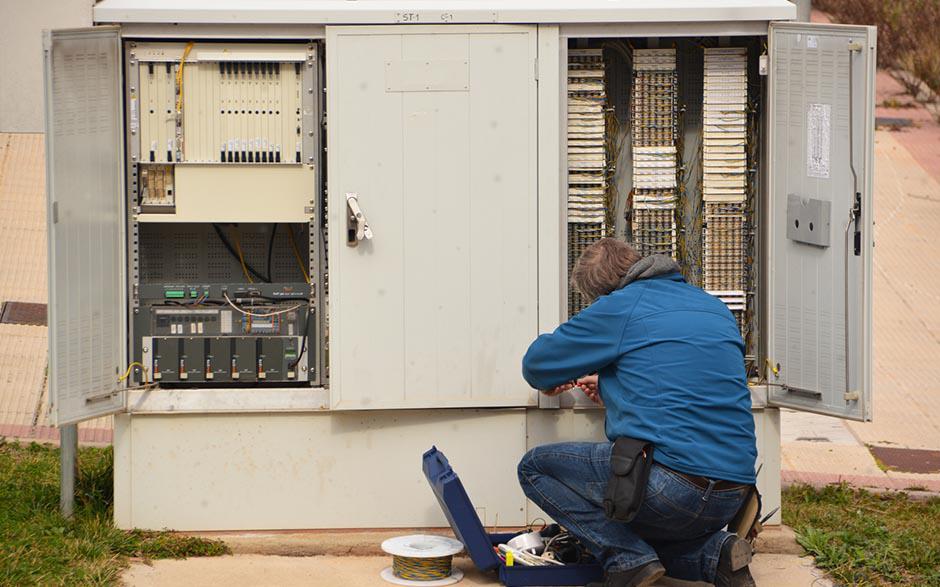 je recherche un électricien Levallois-Perret